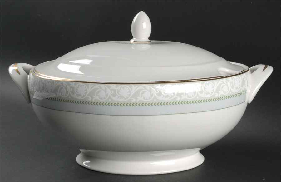 Etienne (Gold Trim) Tureen &  Lid by Royal Doulton-1