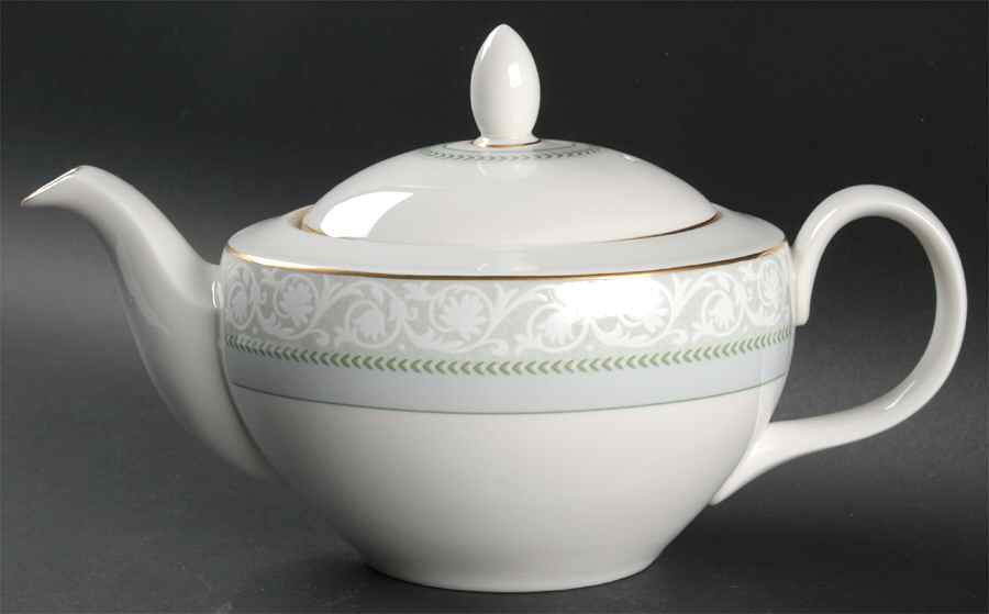 Etienne (Gold Trim) Teapot & Lid by Royal Doulton-1