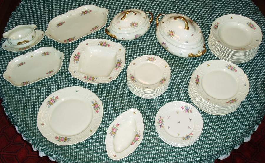R844 16" Oval Serving Platter by Rosenthal - Continental-1