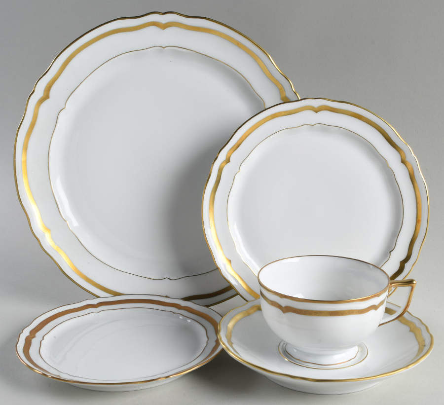 Marie Antoinette Gold on White 5 Piece Place Setting by Raynaud-1