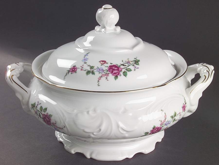 RKT3 Tureen &  Lid by Royal Kent (Poland)-1