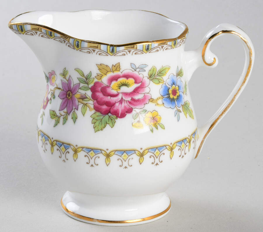 Malvern (Scalloped) Mini Creamer by Royal Grafton-1