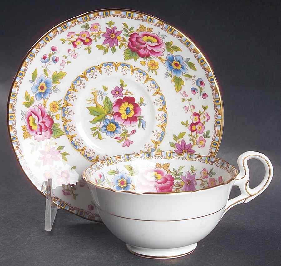 Malvern (Scalloped) Footed Cup & Saucer Set by Royal Grafton-1