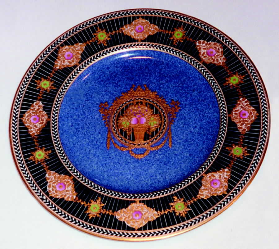 C2043 Dinner Plate by Royal Worcester-1