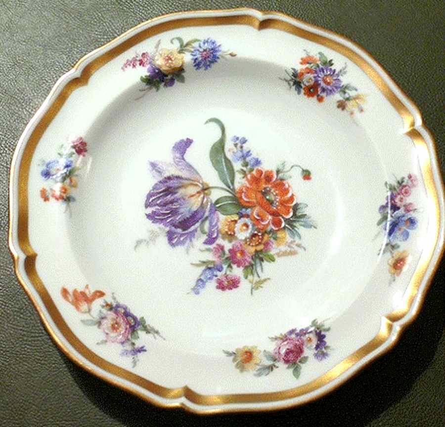 Floralies Dinner Plate by Royale (France)-1
