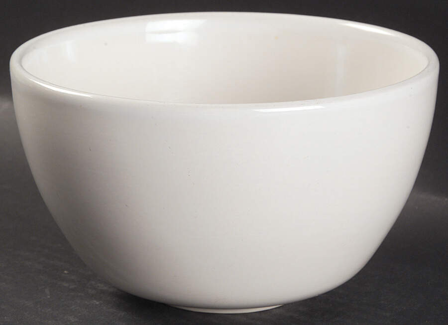 Garcia Chalk (Glossy) Coupe Cereal Bowl by Retroneu-1