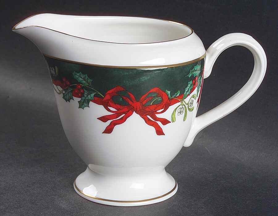 Holly Ribbons Green Creamer by Royal Worcester-1