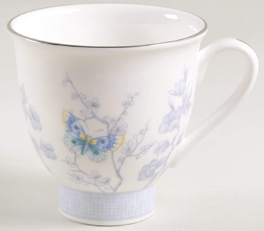 Kimono Footed Cup by Royal Worcester-1