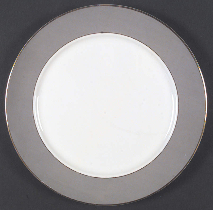RD99 11" Chop Plate (Round Platter) by Royal Doulton-1