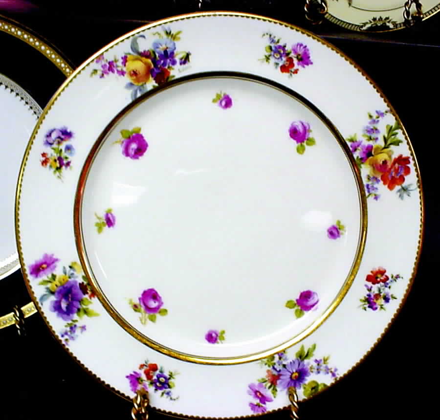 E7517 Dinner Plate by Royal Doulton-1