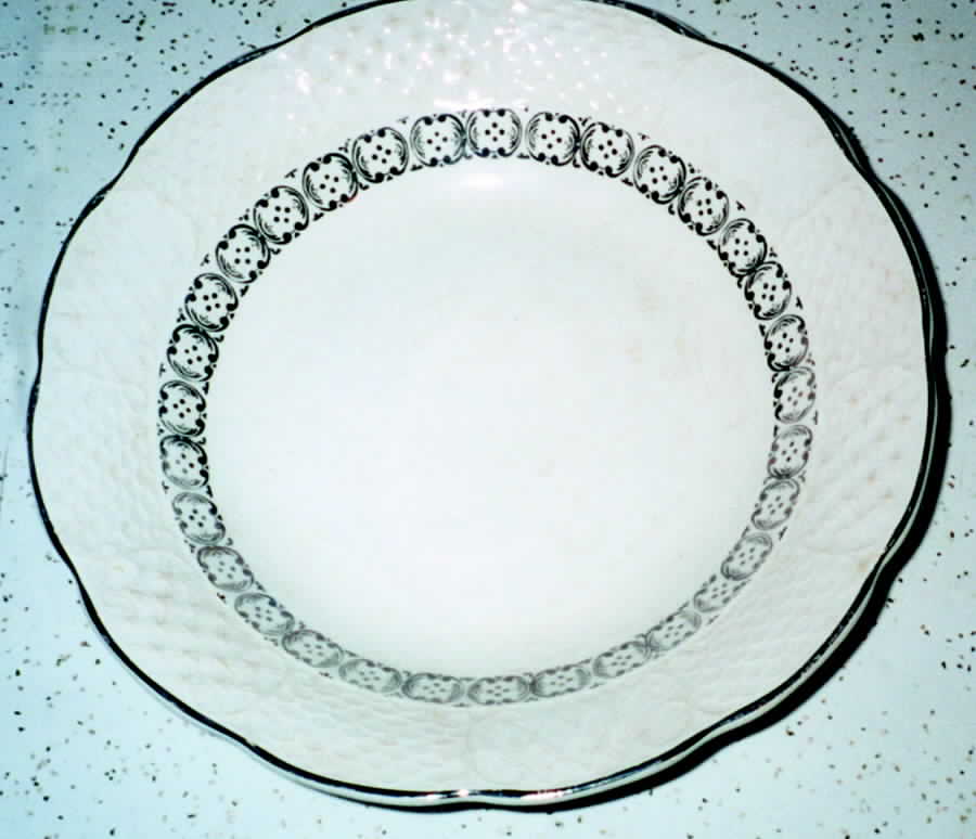 RYL135 Rim Soup Bowl by Royal (USA)-1