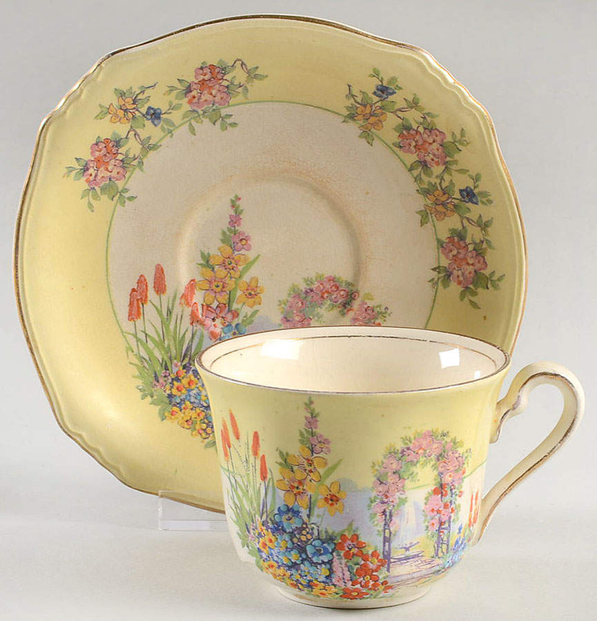 1068 Flat Cup & Saucer Set by Royal Windsor-1