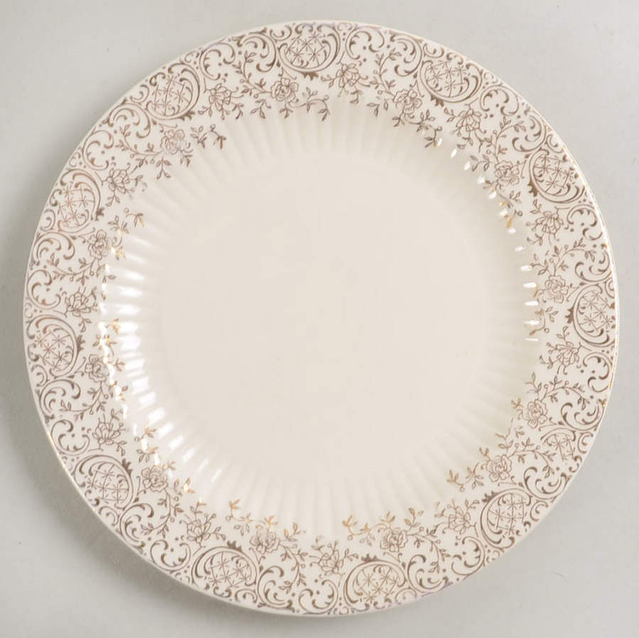 Bancroft Bread & Butter Plate by Royal (USA)-1
