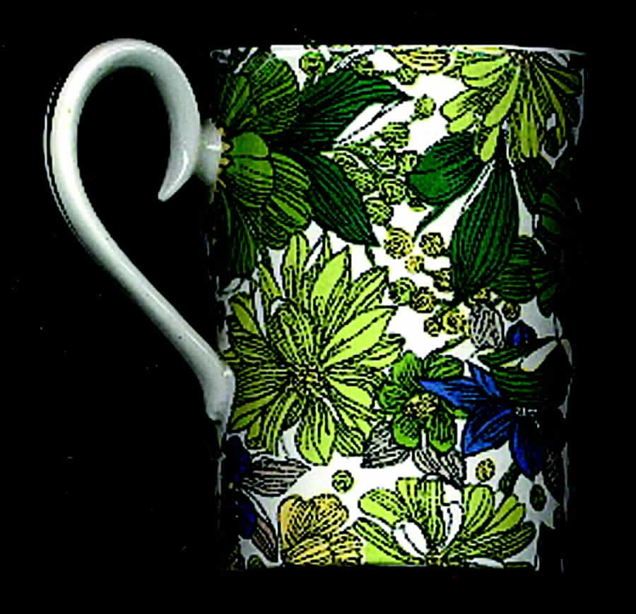 Guinevere Flat Cup by Royal Albert-1