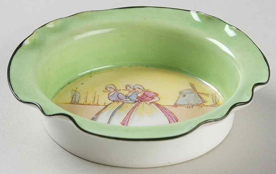 Dutch A Harlem Ruffled Fruit Bowl by Royal Doulton-1