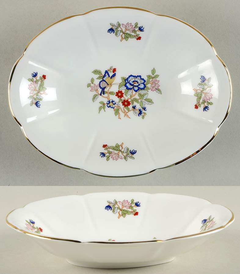 Harmony Giftware Scalloped Oyster Dish by Royal Tara-1