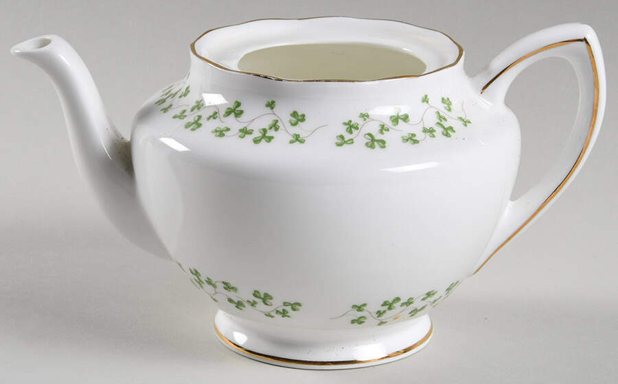 Trellis Shamrock Giftware Small Teapot No Lid by Royal Tara-1