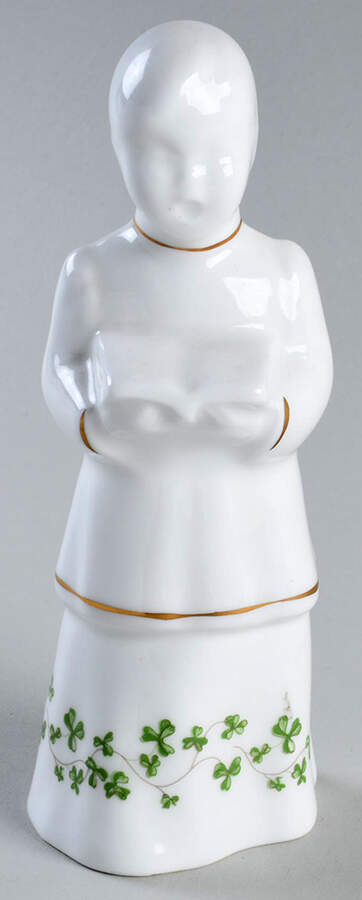 Trellis Shamrock Giftware Choir Boy Figurine by Royal Tara-1