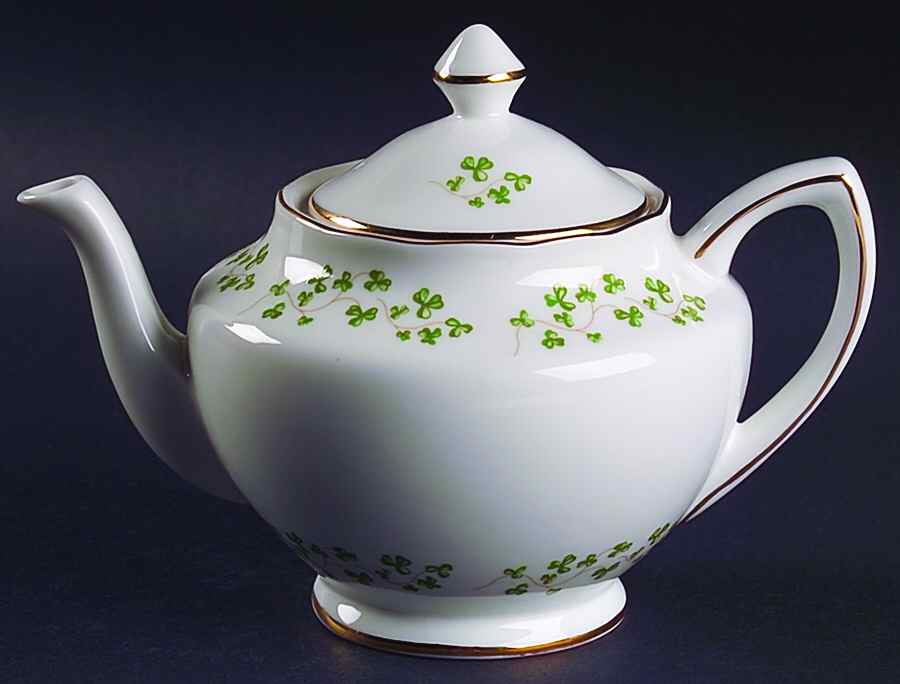 Trellis Shamrock Giftware Small Teapot & Lid by Royal Tara-1