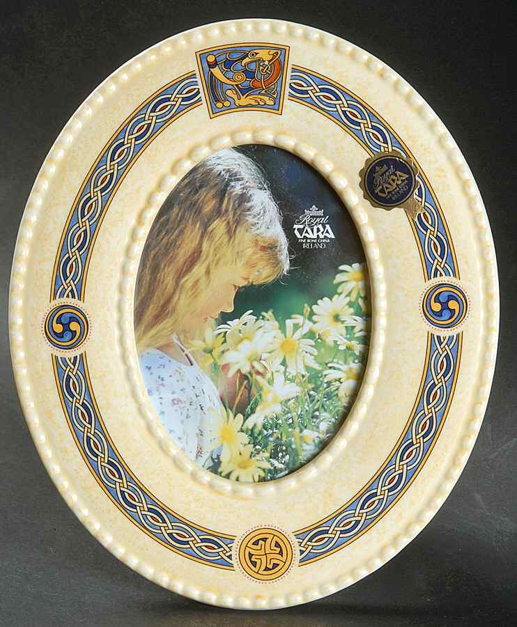 Irish Treasure Collection 6" Oval Picture Frame by Royal Tara-1
