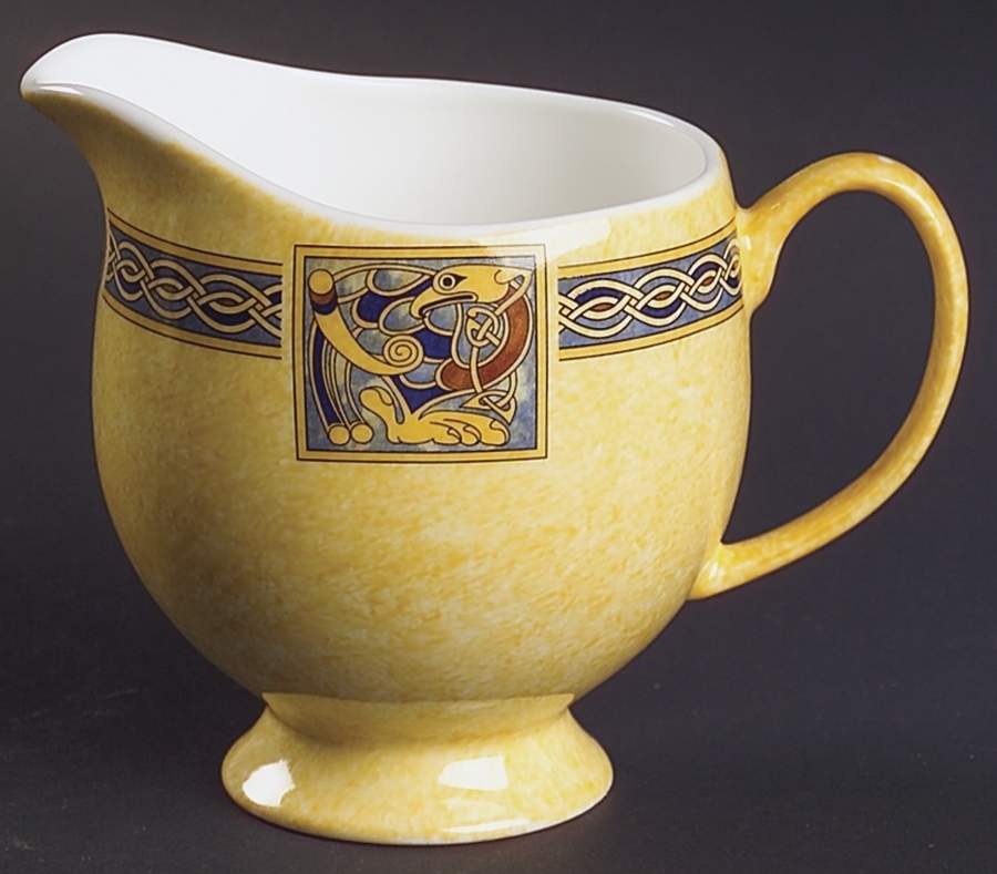 Irish Treasure Collection Creamer by Royal Tara-1
