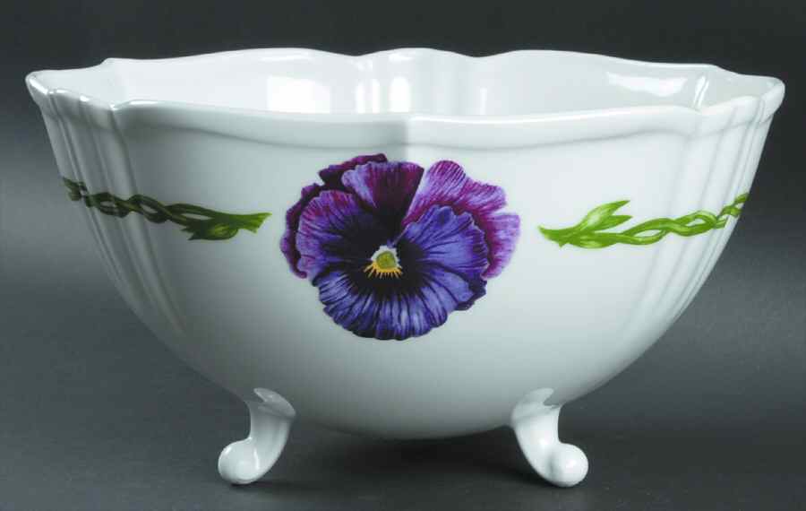 Pansies (3 Toed) Centre Bowl by Royal Tara-1
