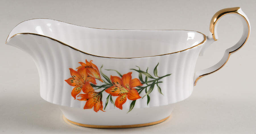 Prairie Lily (Ribbed, Gold Trim) Gravy Boat by Royal Windsor-1