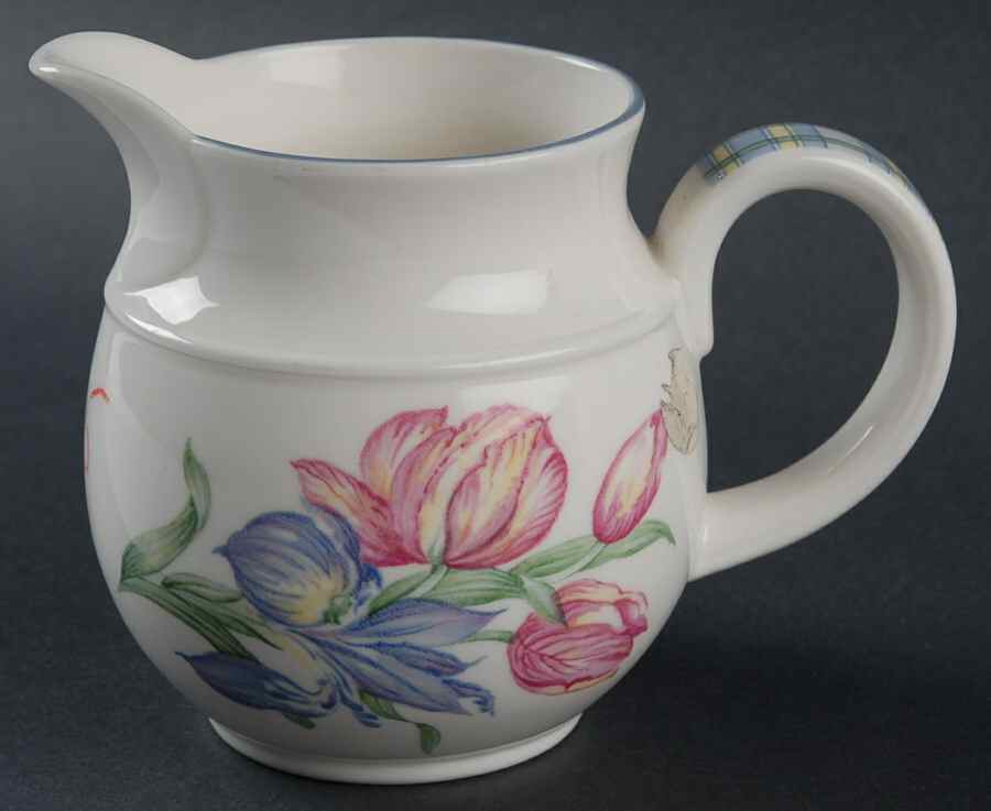 Lomond Creamer by Royal Doulton-1