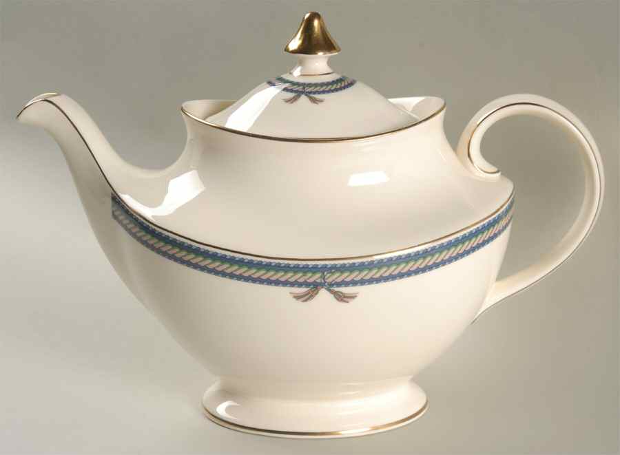 Cordeliere Teapot & Lid by Royal Doulton-1