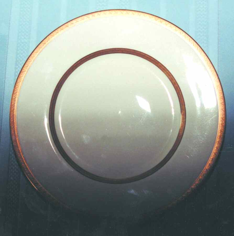 RD106 Dinner Plate by Royal Doulton-1