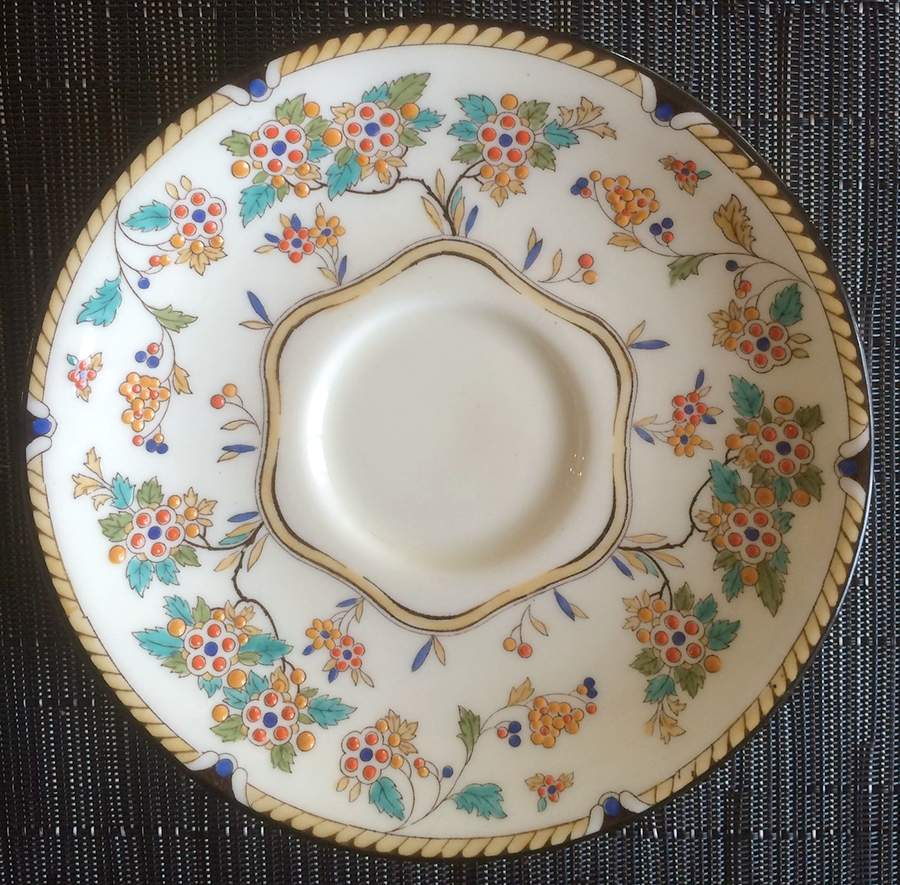 RP444 Saucer by Royal Doulton-1