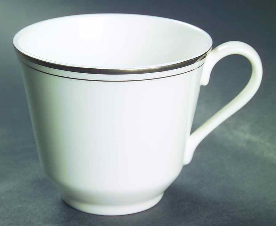 RD107 Flat Cup by Royal Doulton-1