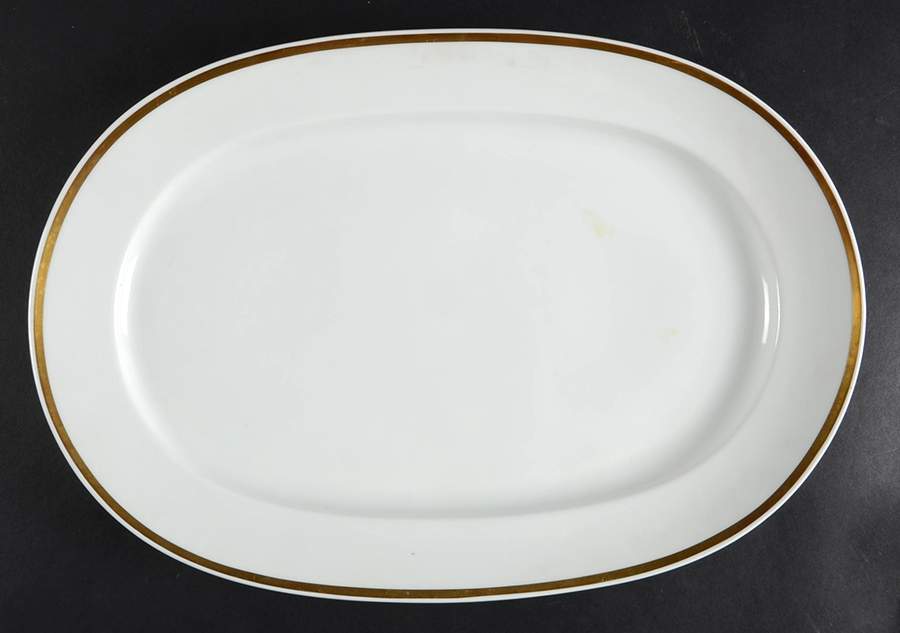 Tunna (Smooth) 14" Oval Serving Platter by Royal Copenhagen-1