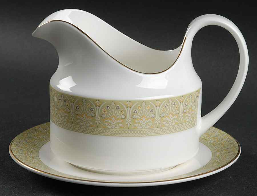 Sonnet (Paladio Shape) Gravy Boat & Underplate by Royal Doulton-1