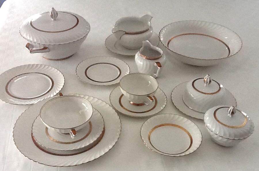 ROT170 Sugar Bowl & Lid by Royal Tettau-1