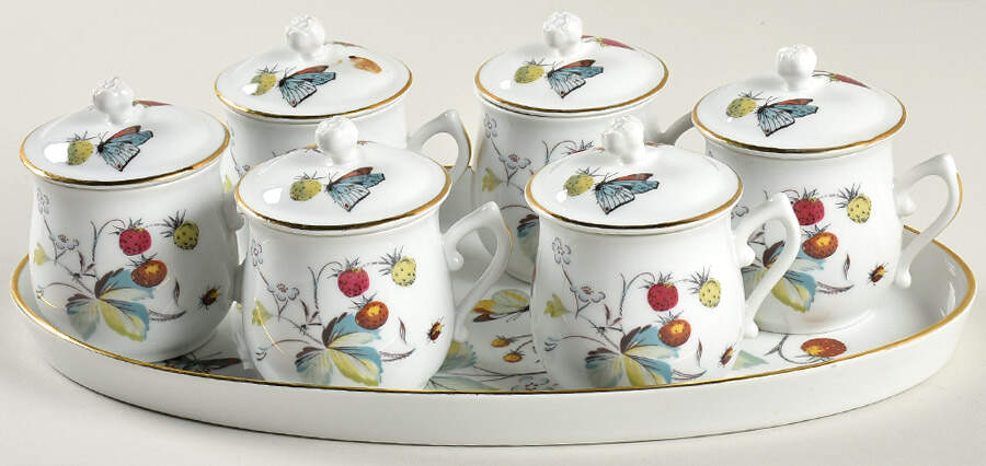 Strawberry Fair (Oven To Table, Gold) Pot De Creme Set (Tray with 6 Pots) by Royal Worcester-1