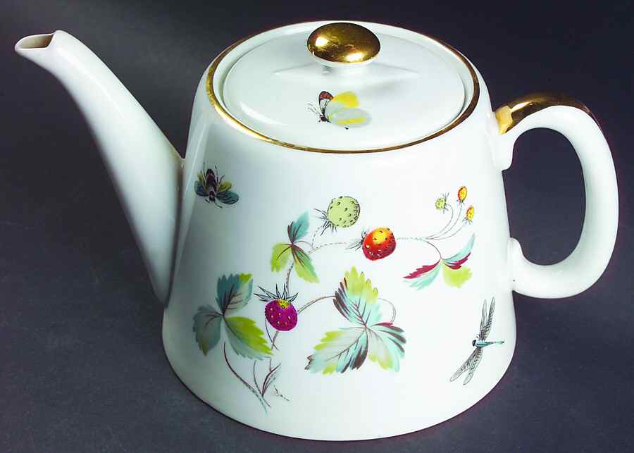 Strawberry Fair (Oven To Table, Gold) Teapot & Lid by Royal Worcester-1