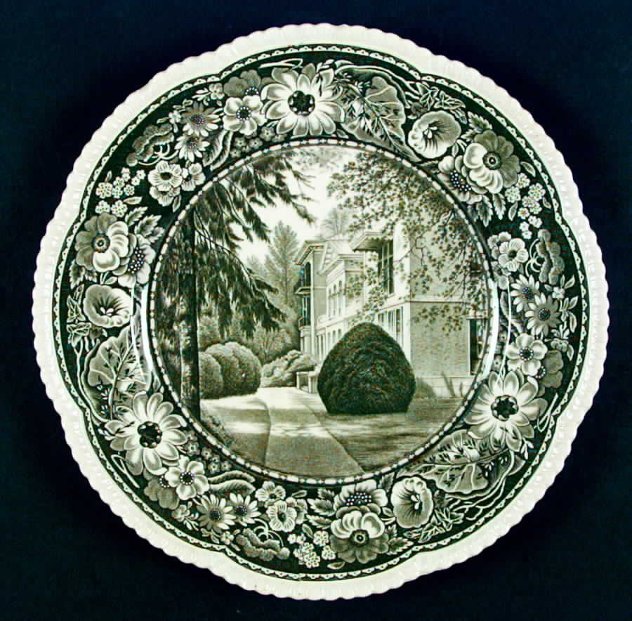 Sweet Briar College Green Dinner Plate by Royal Cauldon-1