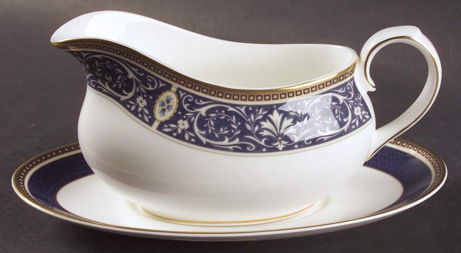 Challinor Gravy Boat & Underplate by Royal Doulton-1