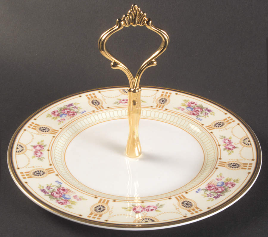 Rowley Round Serving Plate with Handle (SP) by Royal Doulton-1