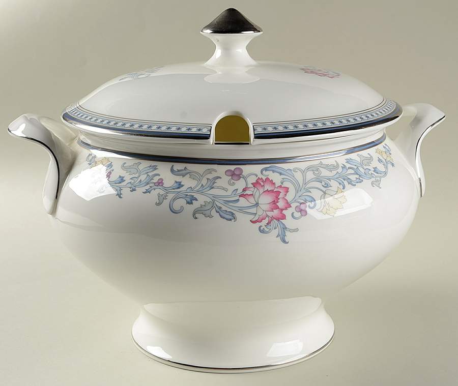 Canterbury Tureen &  Lid by Royal Doulton-1