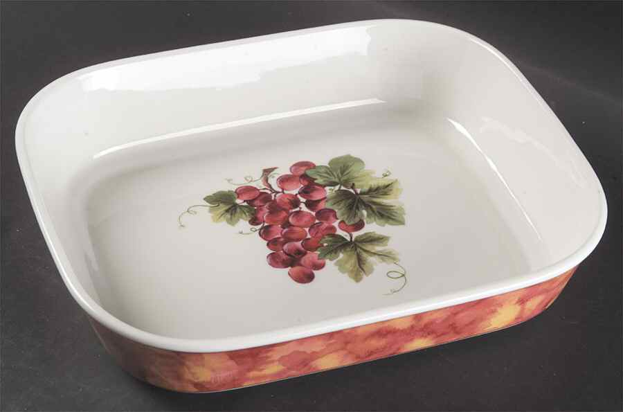 Vintage Grape 10" Lasagna by Royal Doulton-1