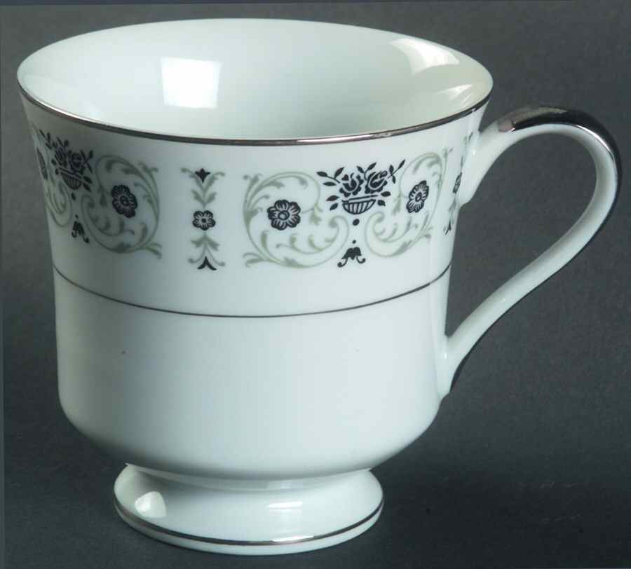 Royal Princess Footed Cup by Royal Song-1