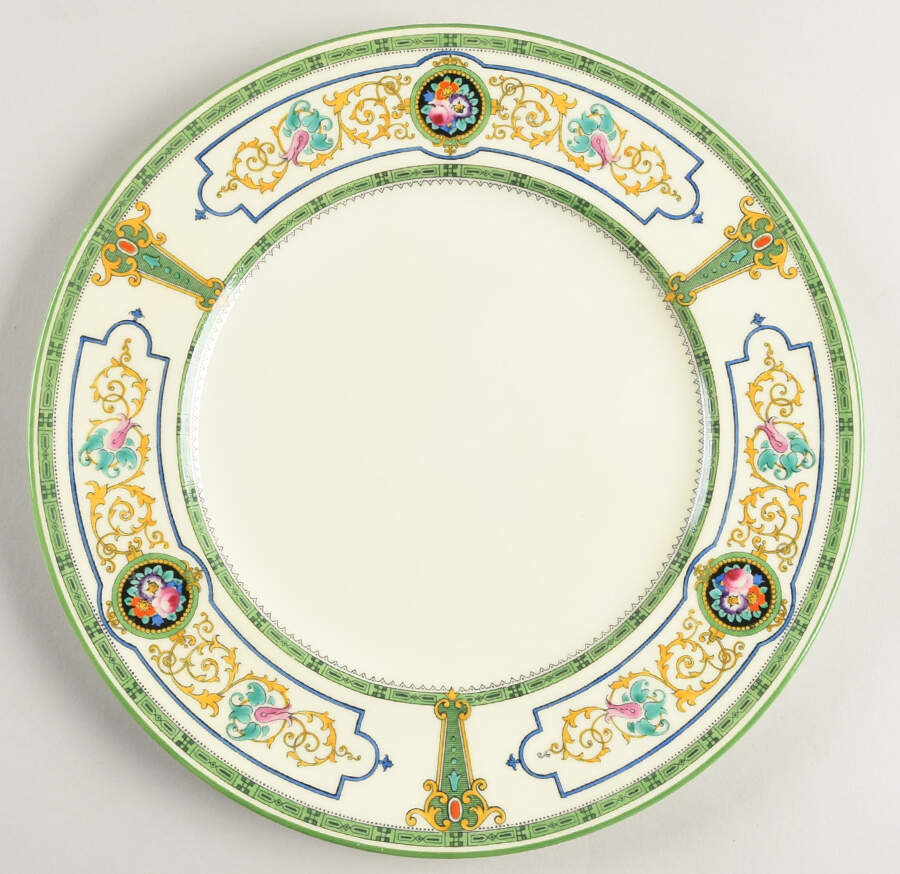 V7437 Dinner Plate by Royal Cauldon-1