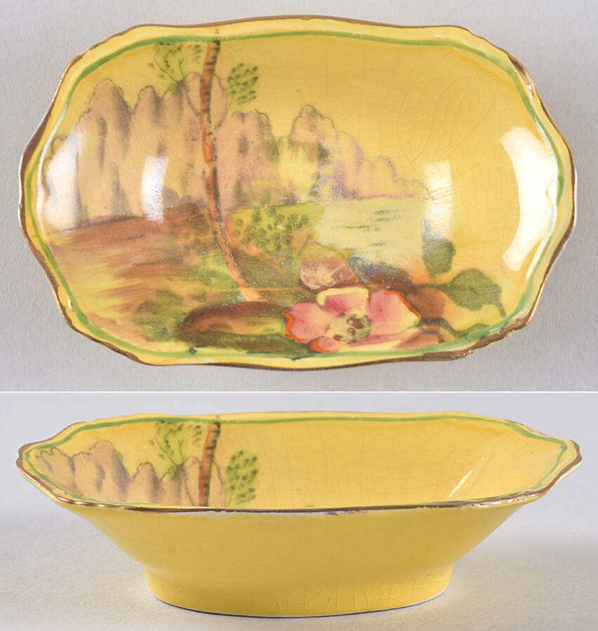 4071 Individual Nut Dish by Royal Winton-1