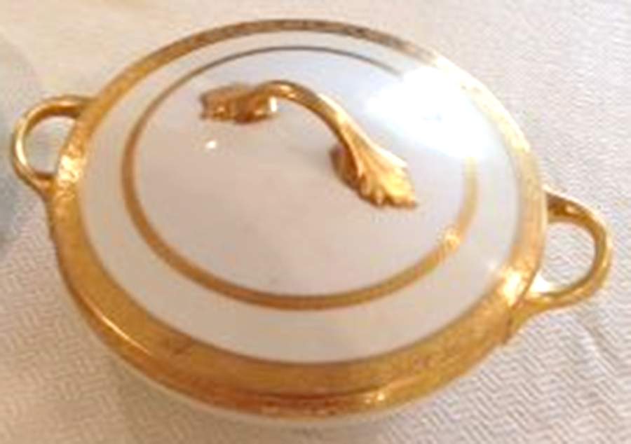 R932 Round Covered Vegetable by Rosenthal - Continental-1