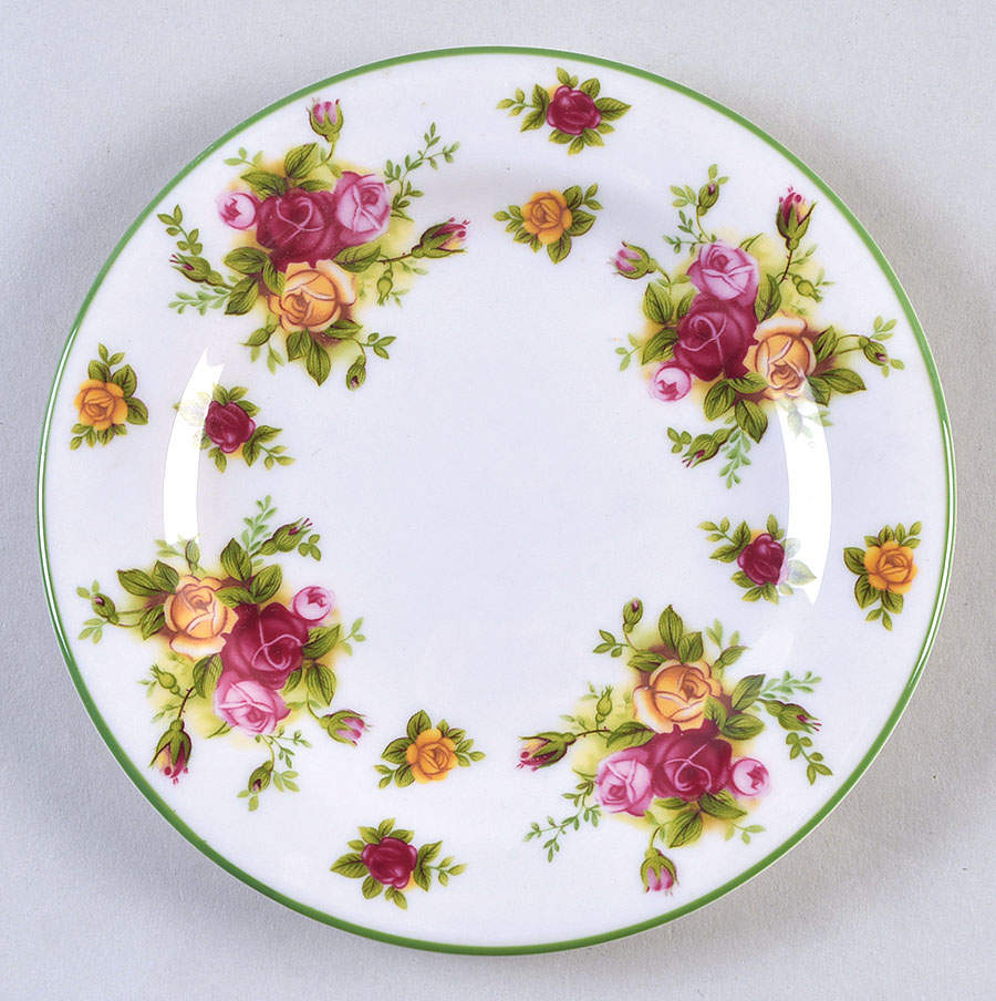 Old Country Roses White (Green Trim) Bread & Butter Plate by Royal Albert-1