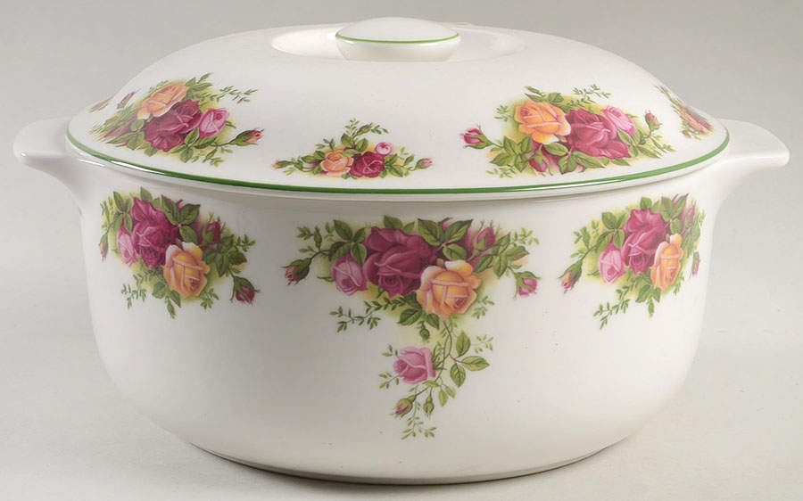 Old Country Roses White (Green Trim) 2.75 Qt Round Covered Casserole by Royal Albert-1