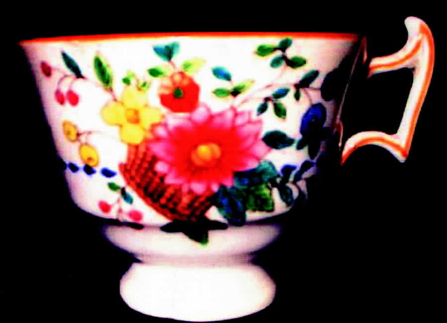 RD112 Footed Cup by Royal Doulton-1