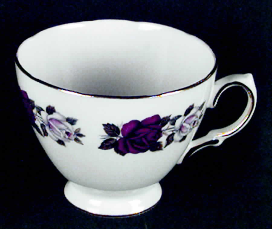 7975 Footed Cup by Royal Vale-1